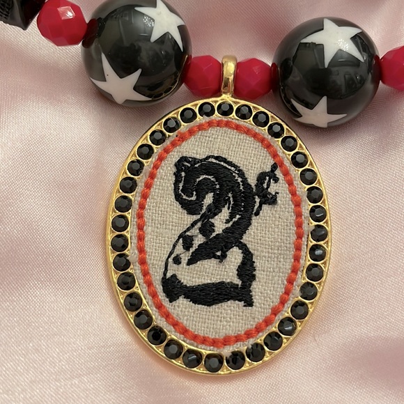 RARE Tarina Tarantino Midnight circus My 2 cents embroidered opinion necklace - Picture 3 of 12